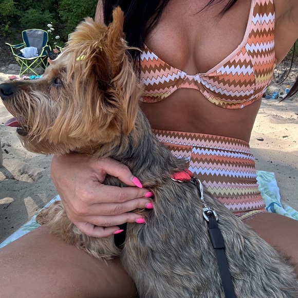 Dippin Daisy’s Faye Top & Farrah bottom - Picture 7 of 8